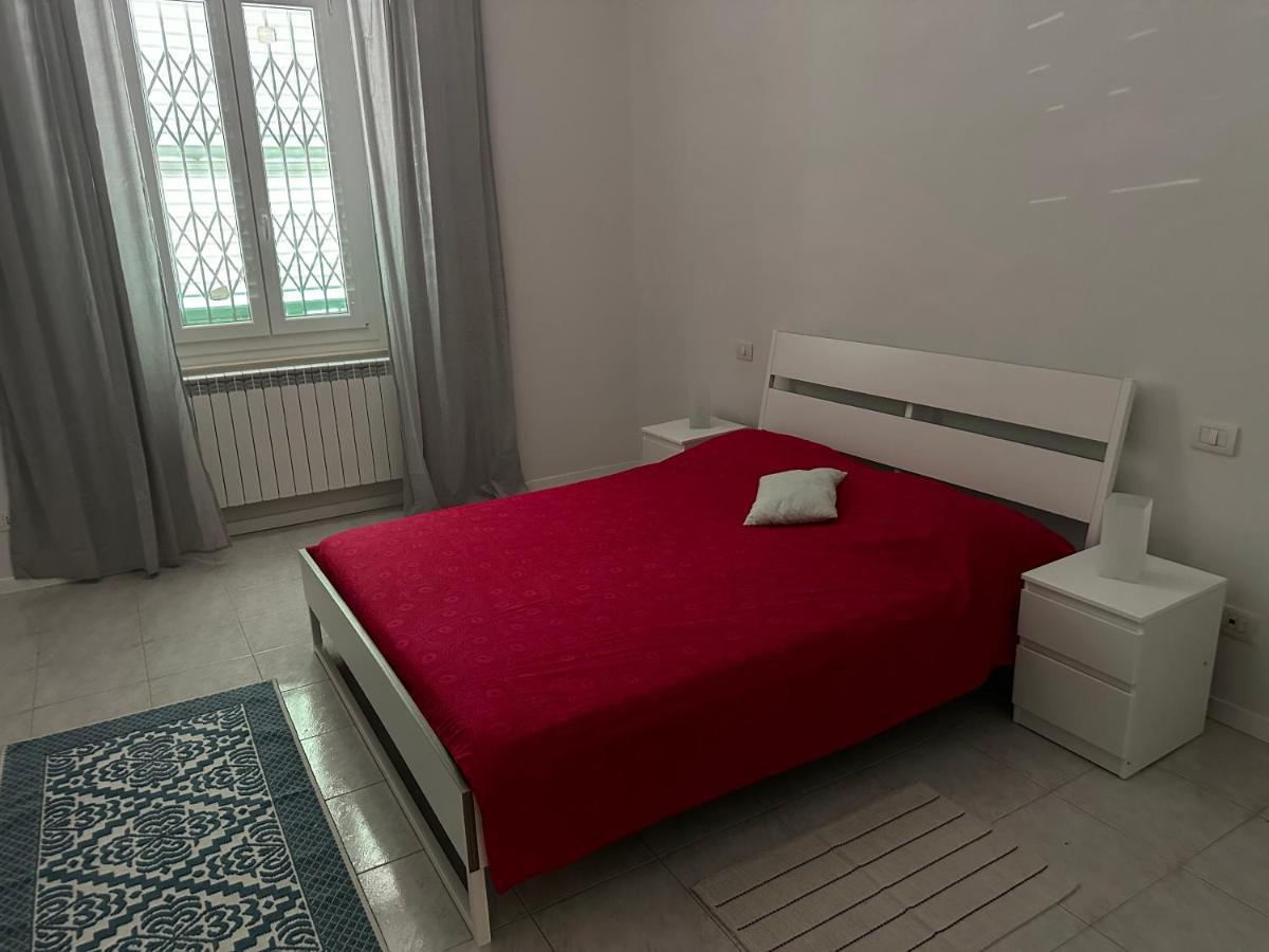 Casa Susanna - Delizioso Piano Terra, Centralissimo, Superservito, Tranquillo, Appena Fuori Ztl Parcheggio Libero Terni Ngoại thất bức ảnh